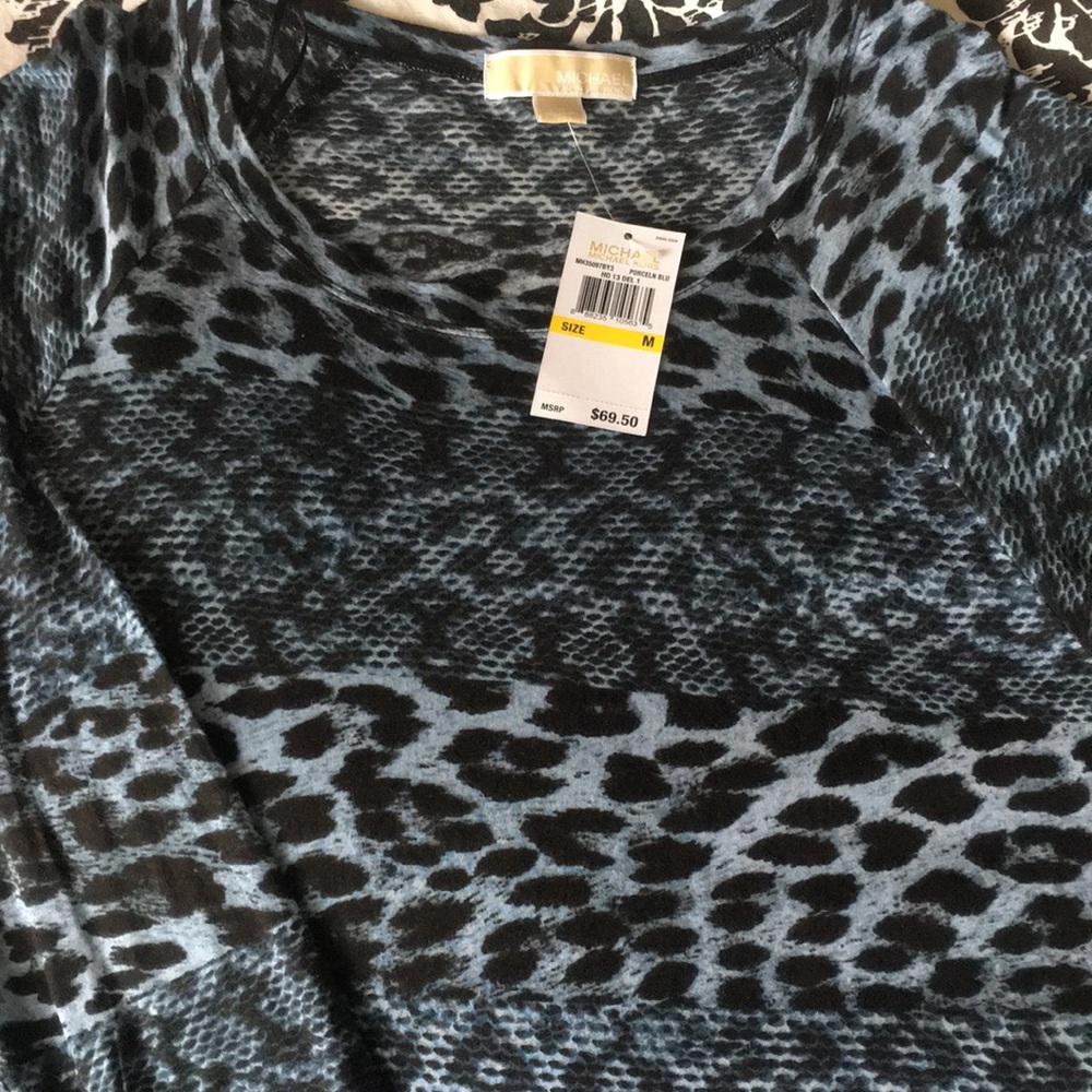SALE NWT Michael Kors Top - Picture 3 of 5